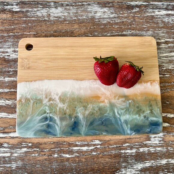 Ocean Waves Resin Wood Cutting Board Charcuterie Board Cheeseboard Beach House - Picture 2 of 7